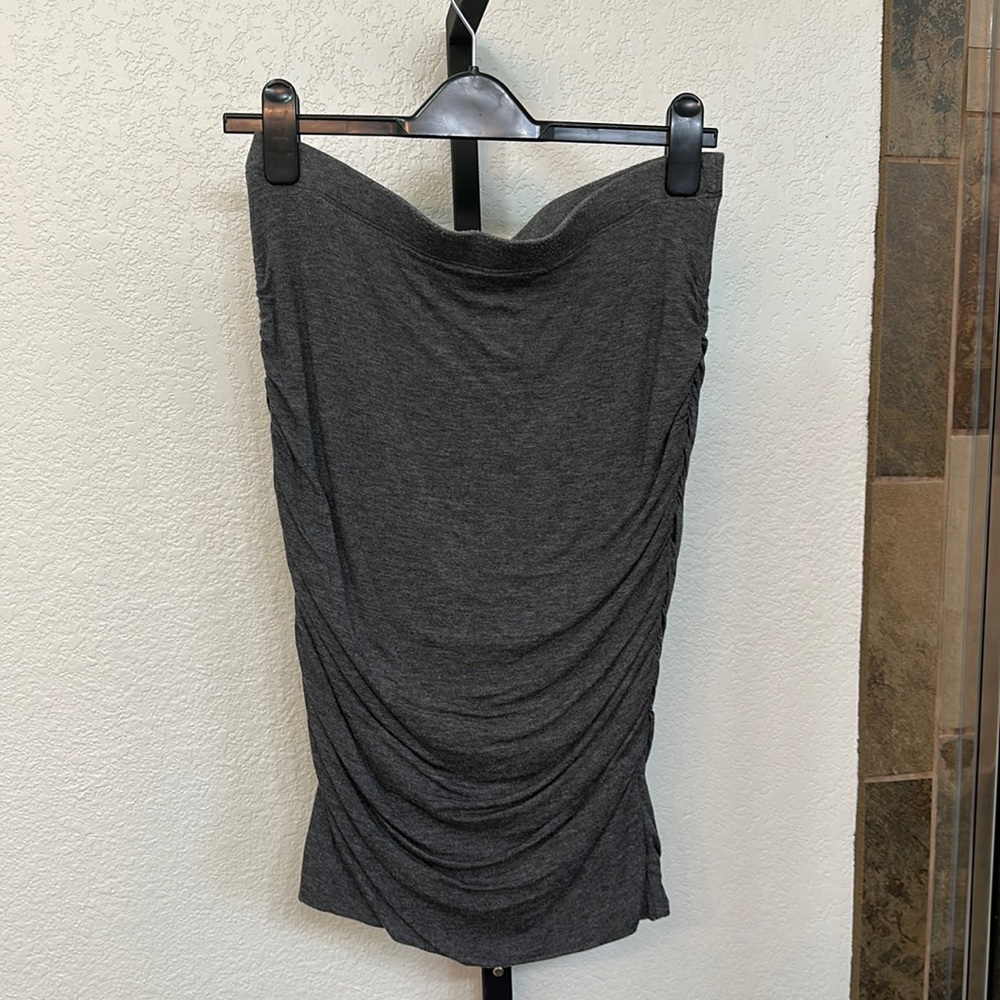 Velvet fitted rushed skirt